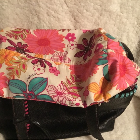 Brighton Black Leather Shoulder Bag with floral lining & 2 bonus charms - Picture 7 of 8